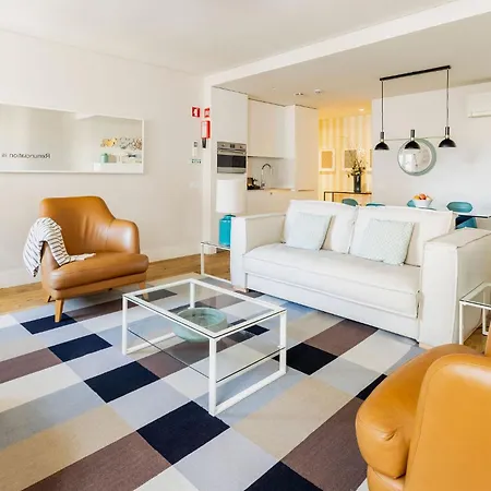 Chiado Square Apartments | Lisbon Best Apartments *