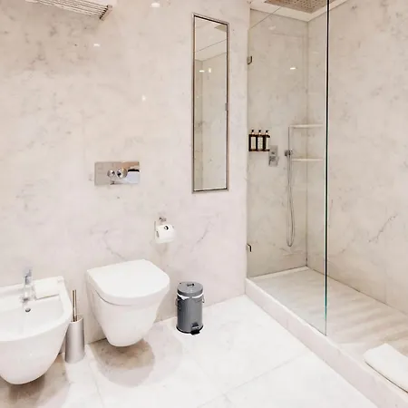 Chiado Square Apartments | Lisbon Best Apartments *
