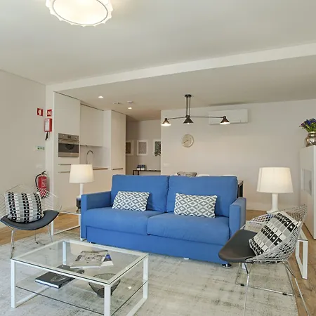 Apartment Chiado Square Apartments | Lisbon Best Apartments Lissabon