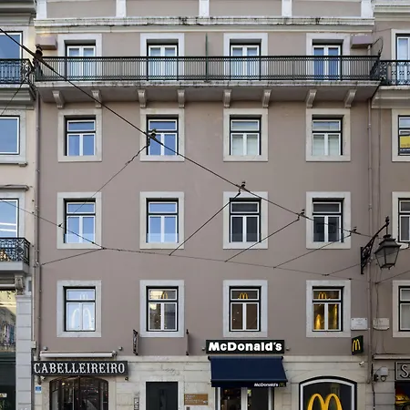 Апартаменти Chiado Square | *