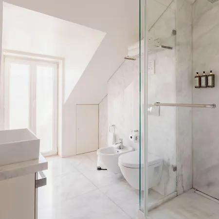 Chiado Square Apartments | Lisbon Best Apartments