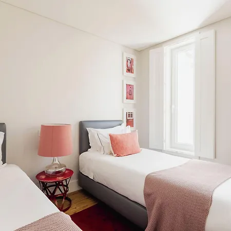Chiado Square Apartments | Lisbon Best Apartments *