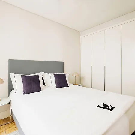 Chiado Square Apartments | Lisbon Best Apartments