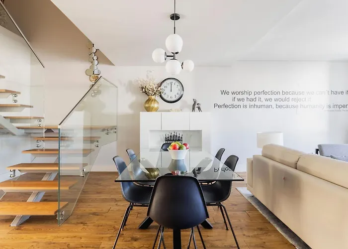 Chiado Square | Lisboa