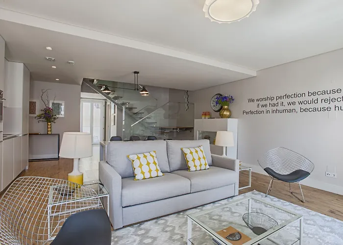 Chiado Square | * Lisboa