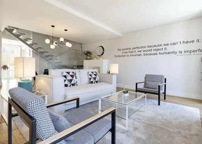 Chiado Square | شقة